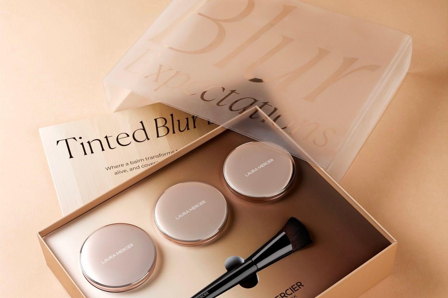 laura mercier blur balm