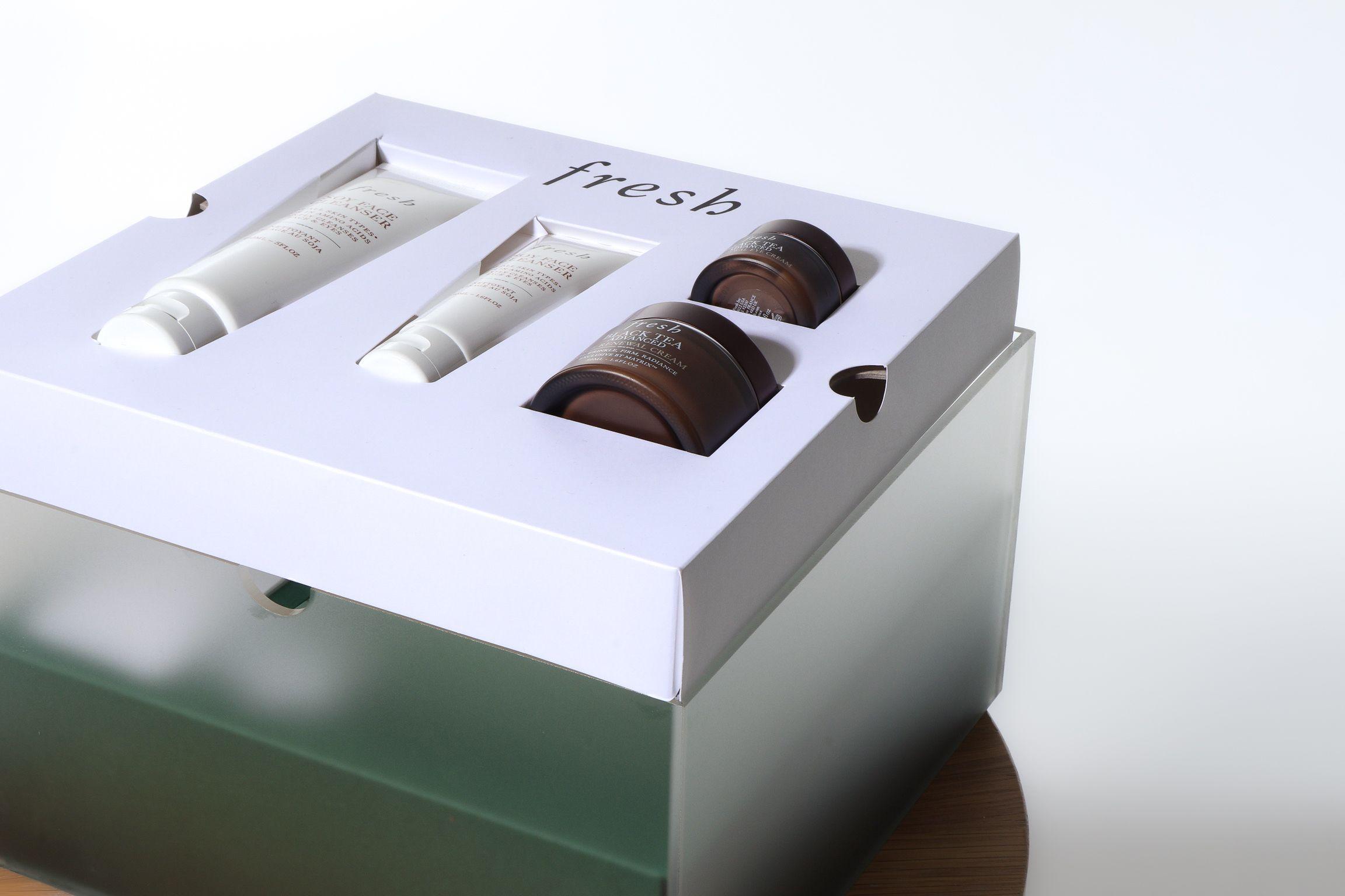 Fresh Beauty Soy Cleanser PR Mailer frosted gradient box with product fitments