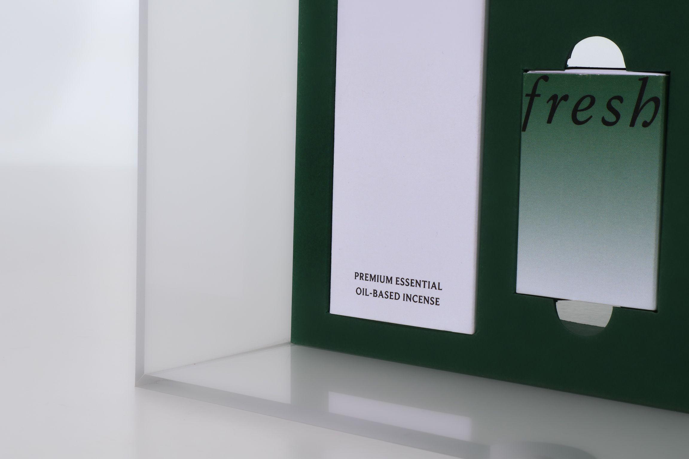 Fresh Beauty Soy Cleanser PR Mailer frosted gradient box with product fitments