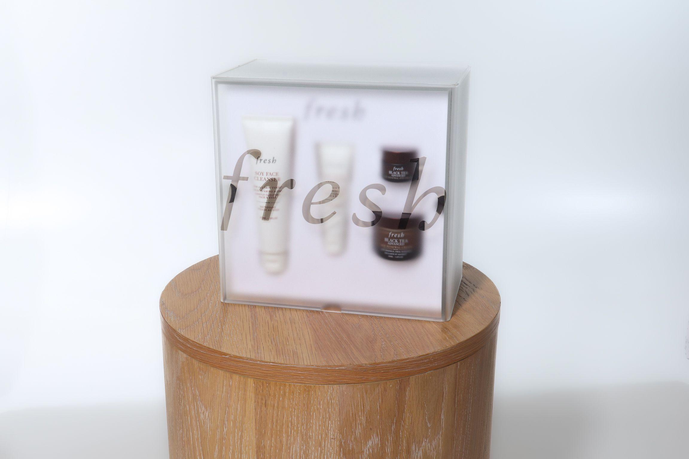 Fresh Beauty Soy Cleanser PR Mailer frosted gradient box with product fitments