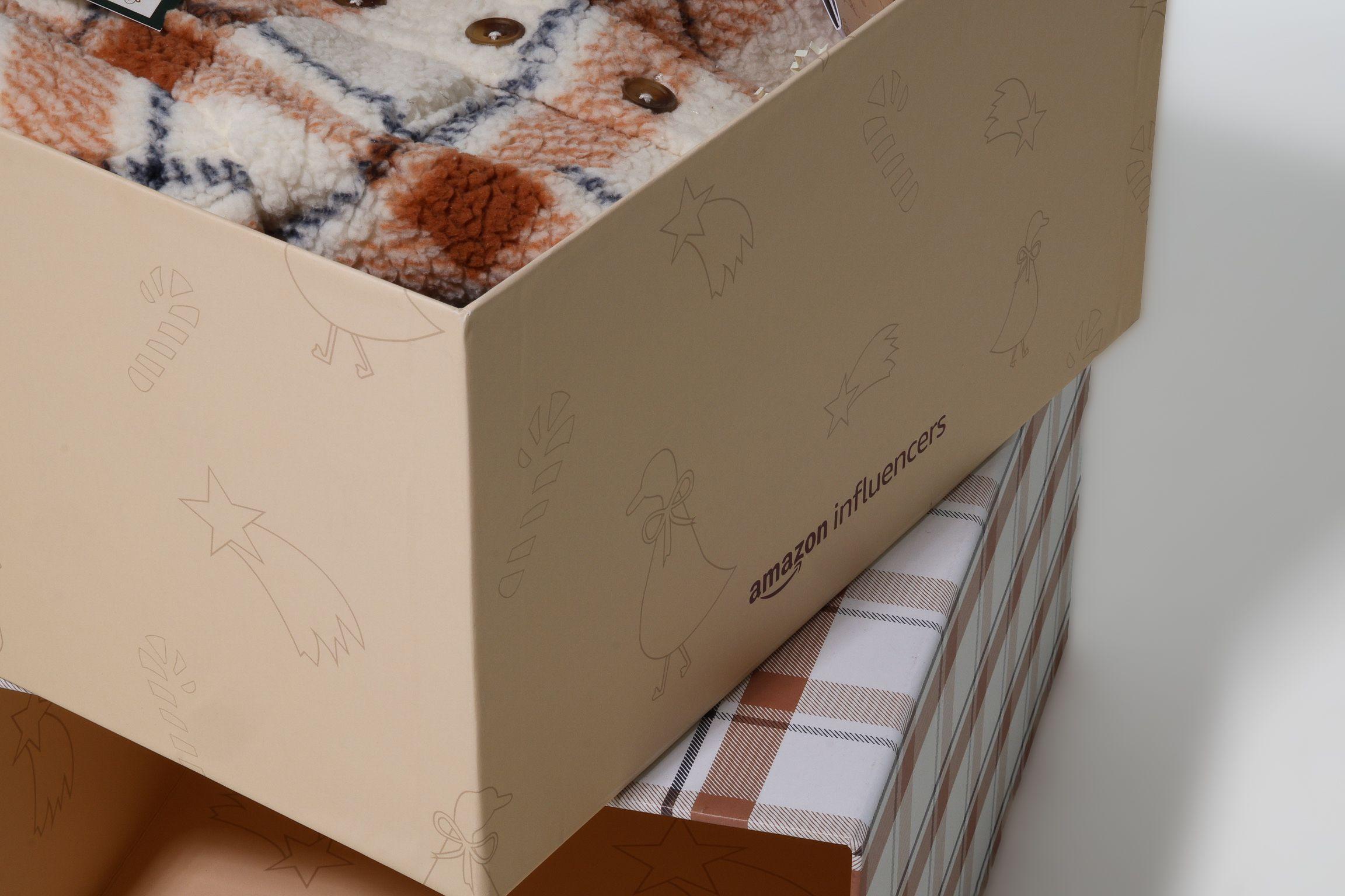 Sofia Grainge x Amazon Essentials Autumn/Winter 2025 Collection Amazon Influencer Program Holiday Gift Mailer