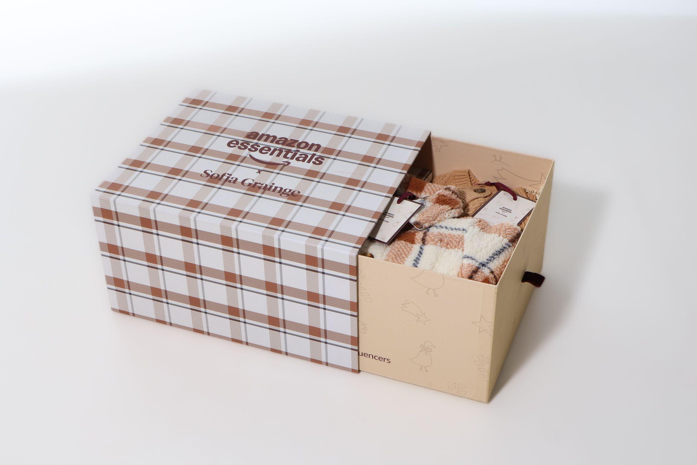 Sofia Grainge x Amazon Essentials Autumn/Winter 2025 Collection Amazon Influencer Program Holiday Gift Mailer